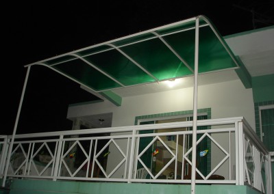 Toldo de acrílico