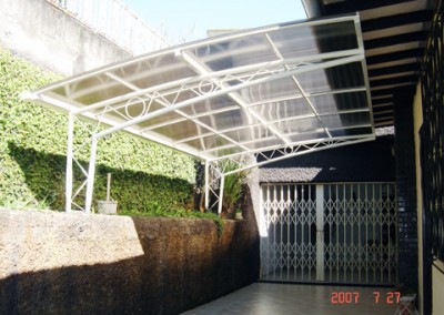 Toldo de policarbonato para garagem